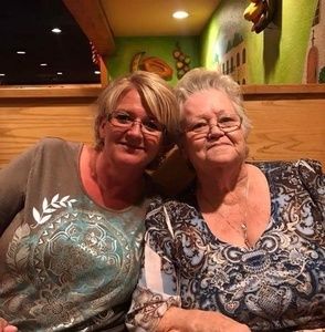 Meet your Posher, Sandra